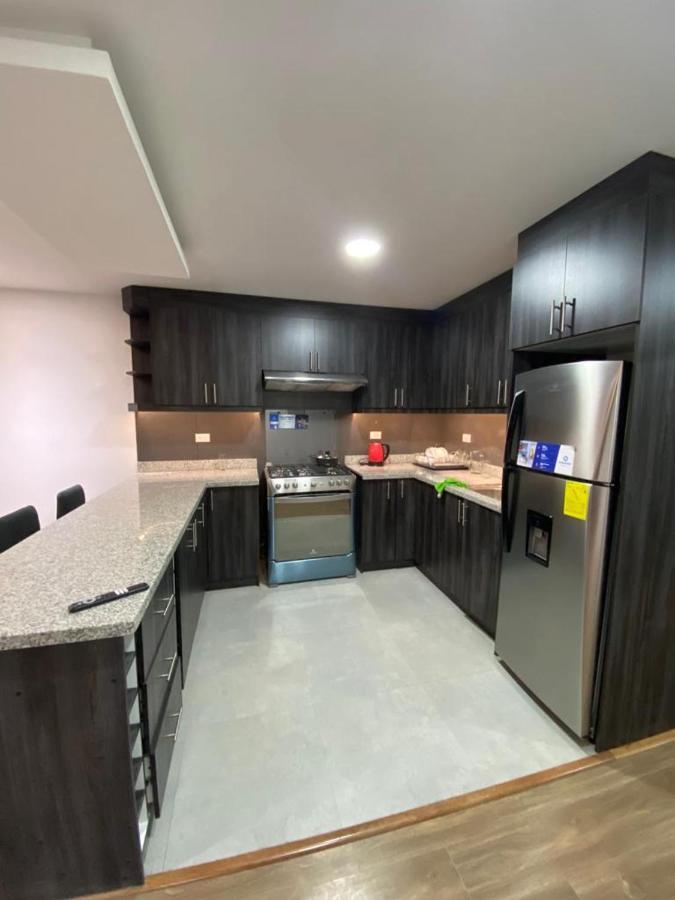 Lindo Departamento Con Vista Increible A Cuenca Apartment Exterior photo